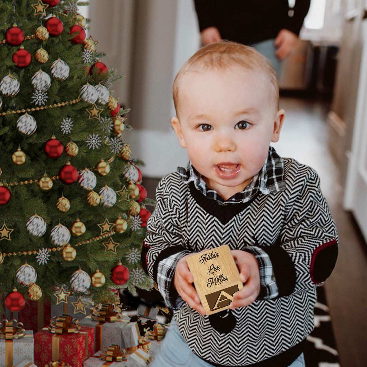Baby's First Christmas Ornament 2025 U454819